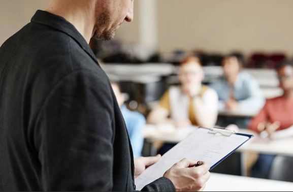 Acull alumnat en pràctiques i forma els professionals del futur